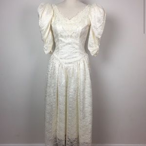 Vintage 80’s lace dress